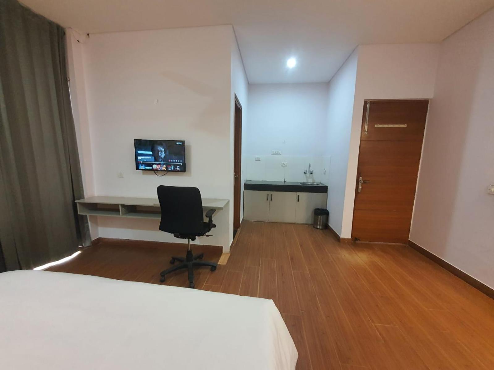 Mallenzo Suites Dlf Phase 1 Gurgaon Buitenkant foto