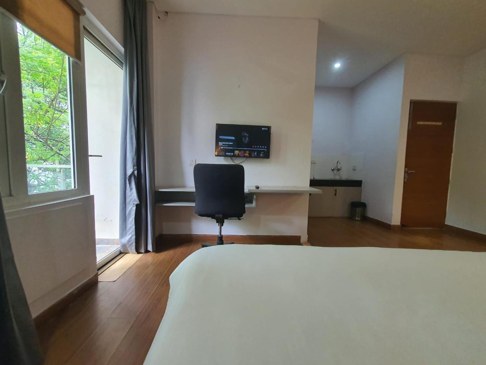 Mallenzo Suites Dlf Phase 1 Gurgaon Buitenkant foto