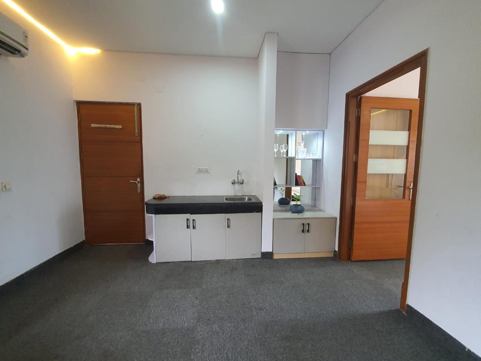 Mallenzo Suites Dlf Phase 1 Gurgaon Buitenkant foto